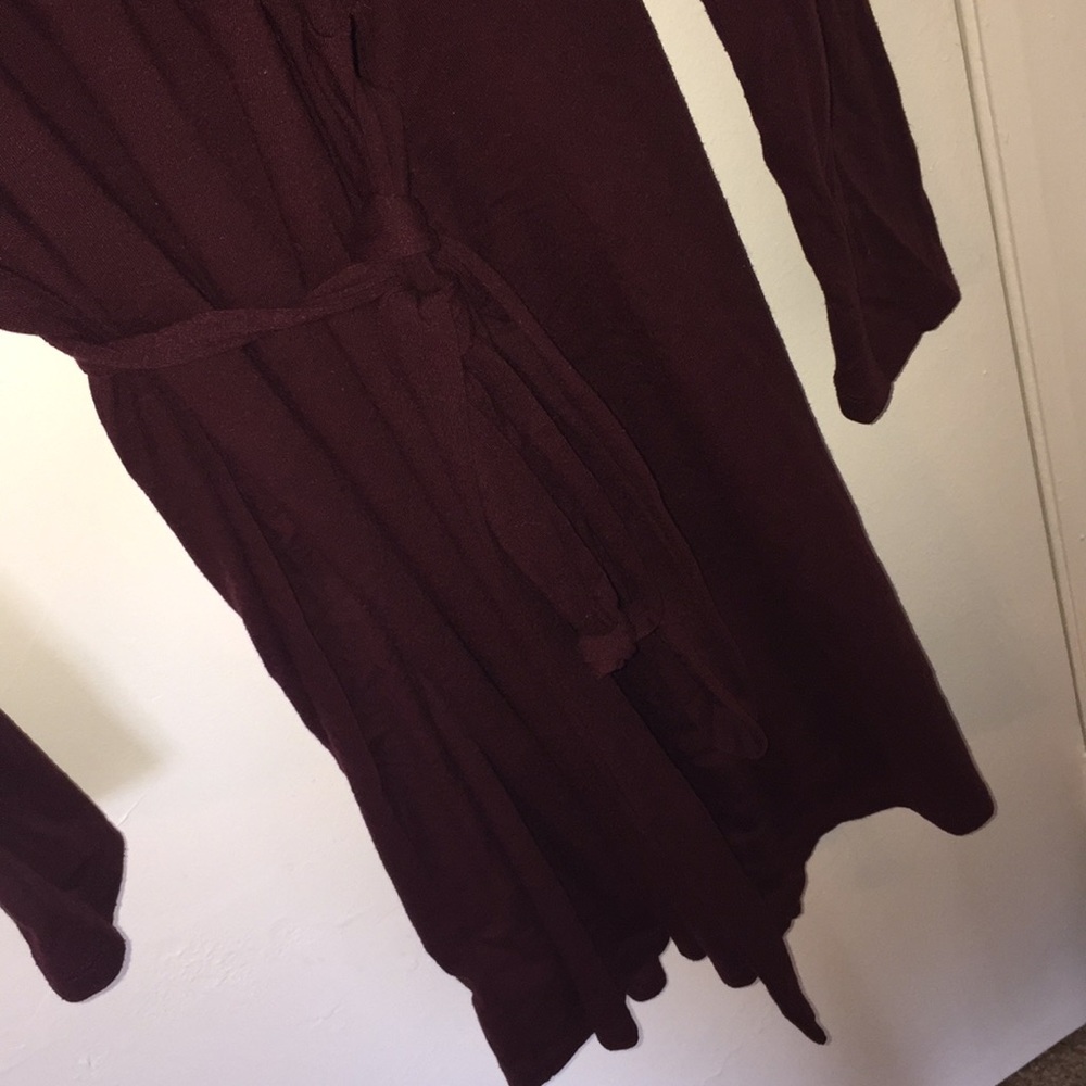 Old Navy asymmetrical burgundy wrap dress - Picture 6 of 8